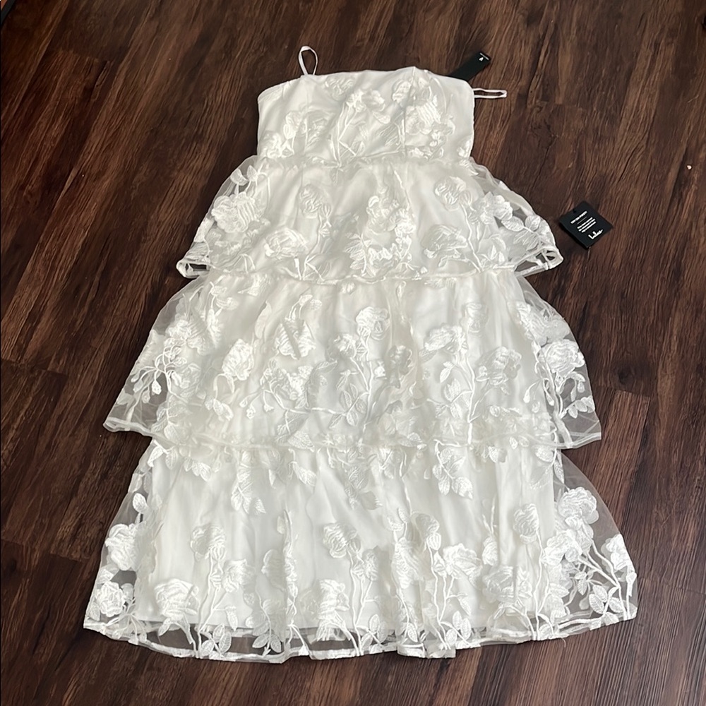 LULUS NWT strapless dress size Large